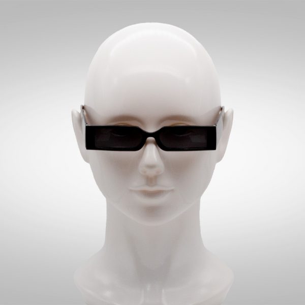 Rave Brille Cyber Punk in Schwarz auf Kopf